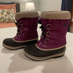 Girls size 1 Sorel winter boots